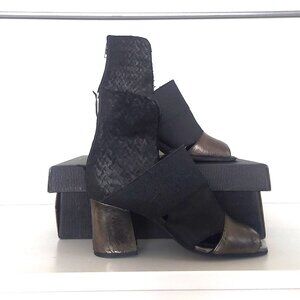 Papucei Black and Bronze Leather Ankle Height Open-Toe Boots - Size 40 (US 9)